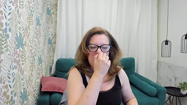 Chatroom XXX en direct de LeaPure