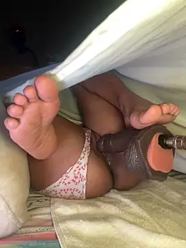 ROUSSH Adlı Modelin Canlı XXX Sohbeti