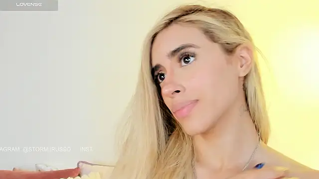 StormiRusso 现场XXX聊天