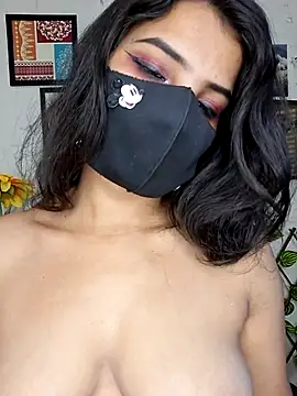 Noor-Bold 现场XXX聊天