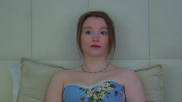 KeiraAsti Chat XXX in diretta