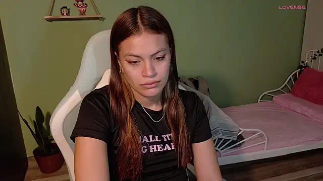 Emerald_Sparkles_ Live XXX-chat