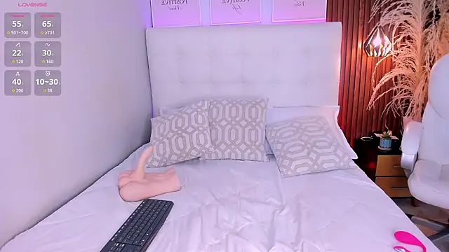 susie_thomsonn 现场XXX聊天