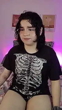 Daniellesins1 Show in webcam