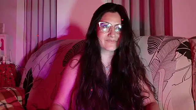 دردشة DeesseLuxure الجنسية المباشرة