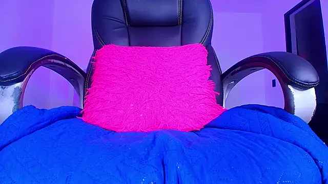 naomi_kyse 现场XXX聊天