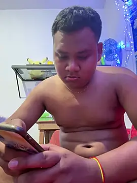 Danimiles 即時 XXX 聊天