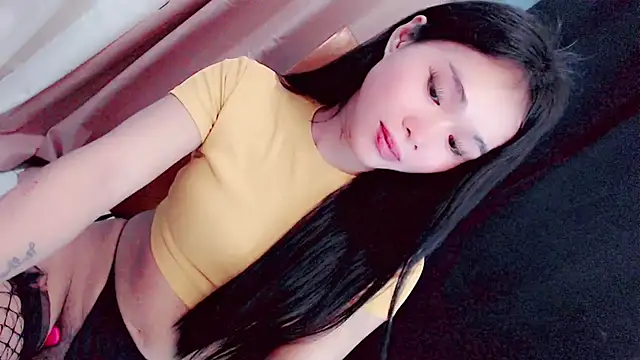 Amomentoflust99 Show Webcam