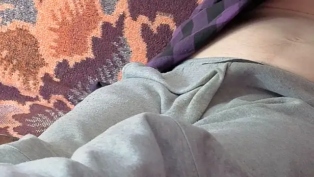 Show Webcam de cumloverboyxx69