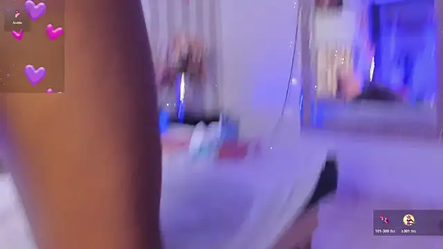 Vayoolen_1's Live XXX Chat