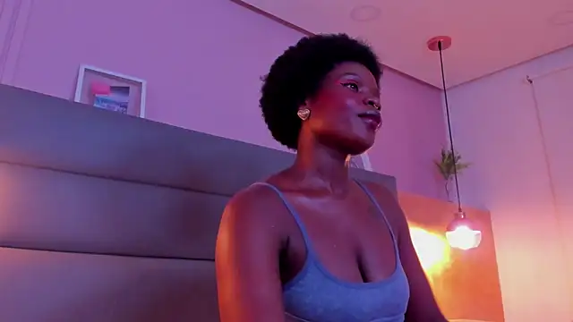 แชท XXX สดของ Luxstela