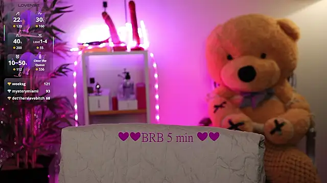 แชท XXX สดของ NovaHollisx