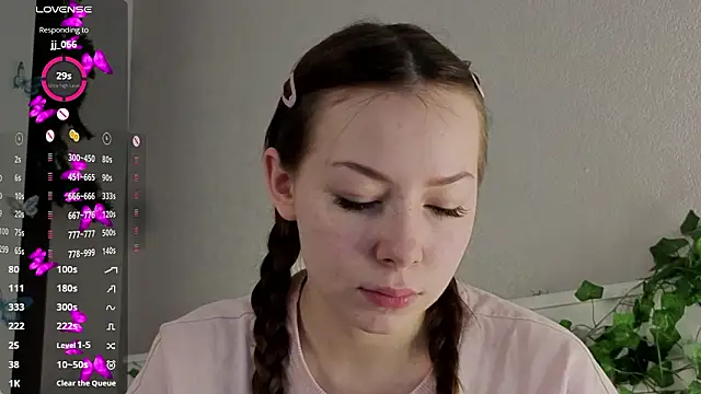 แชท XXX สดของ BlushinBloom