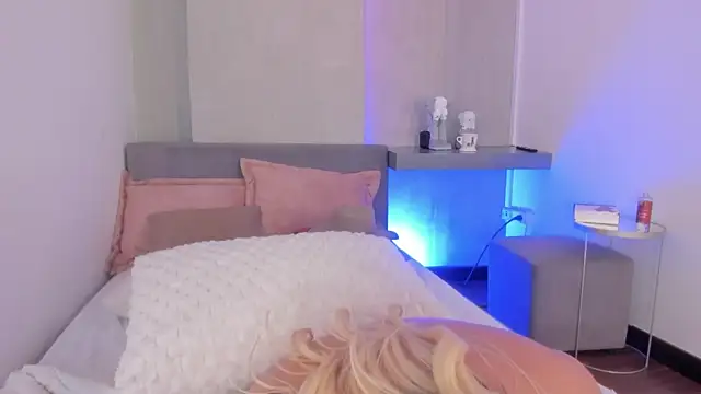 cleo_johnson: онлайн-секс-чат