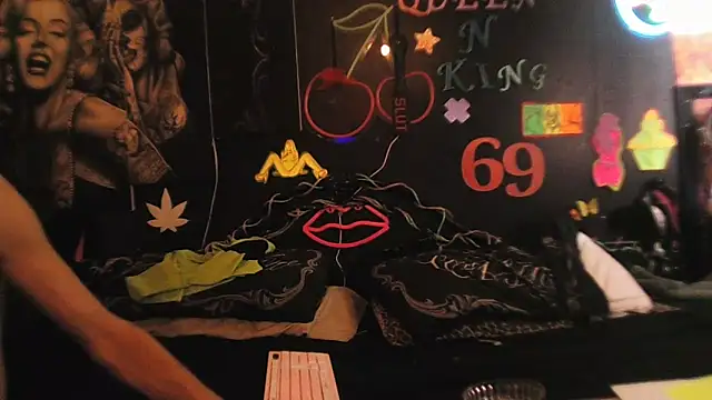 DaddyAndSplashQueen Webcam Show