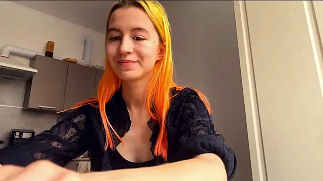 XXX chat uživo modela EmilyHein