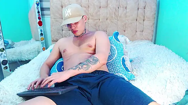 Chat +18 de _justinmoon2 ao vivo