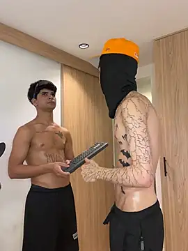 TheBatMansion webcam show