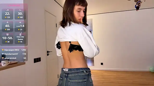 DeltaNorwoodeのライブXXXチャット