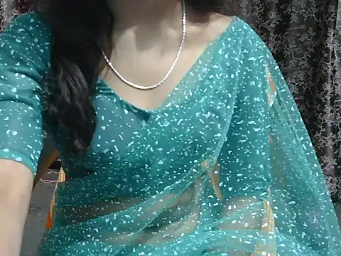 Adorable_Ayesha – Live XXX-chat