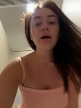 Czat XXX na żywo – KiraSunshine