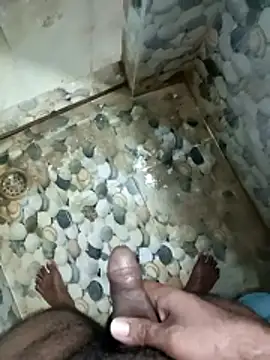 adicma123のライブXXXチャット