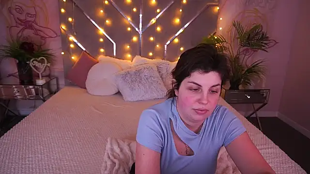 دردشة MirandaWong الجنسية المباشرة