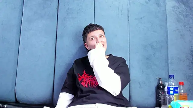 Megan_Thompson_ Obrolan Langsung XXX