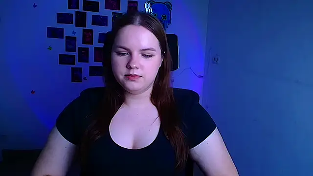 XXX chat uživo modela Kitty_Mia_Kitty