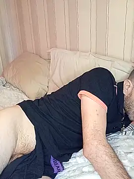 Alexdaniel89 Adlı Modelin Canlı XXX Sohbeti