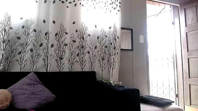 CancerGodessX Adlı Modelin Canlı XXX Sohbeti