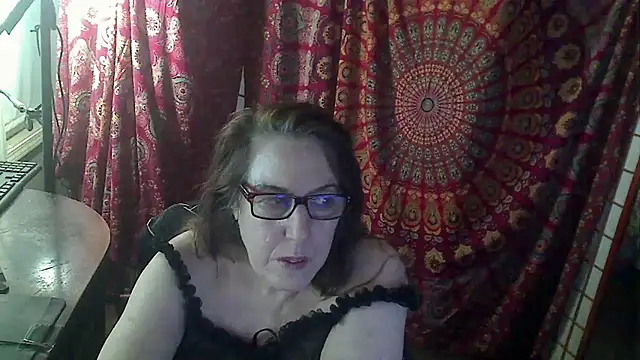 Ireallysquirt 现场XXX聊天