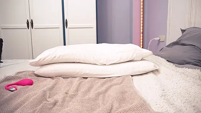 XXX chat uživo modela new_dee