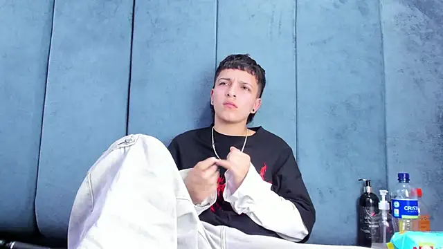 Megan_Thompson_: απευθείας συνομιλία ΧΧΧ