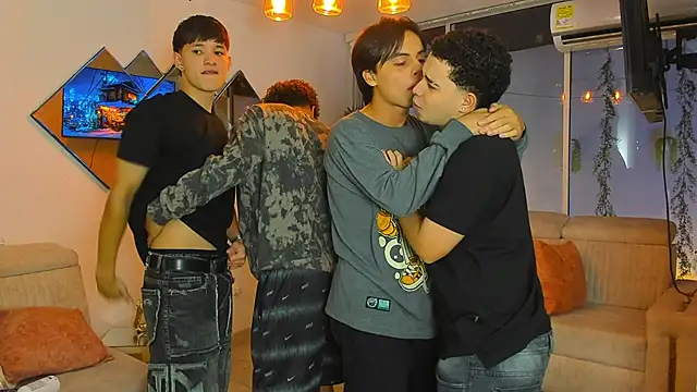 Houseofwarrios Live XXX Chat