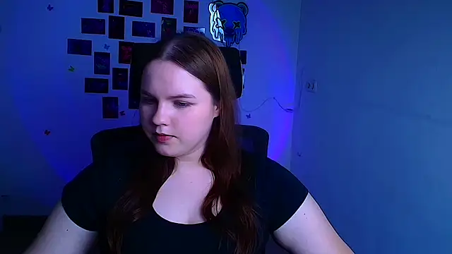 Kitty_Mia_Kitty Live XXX-Chat