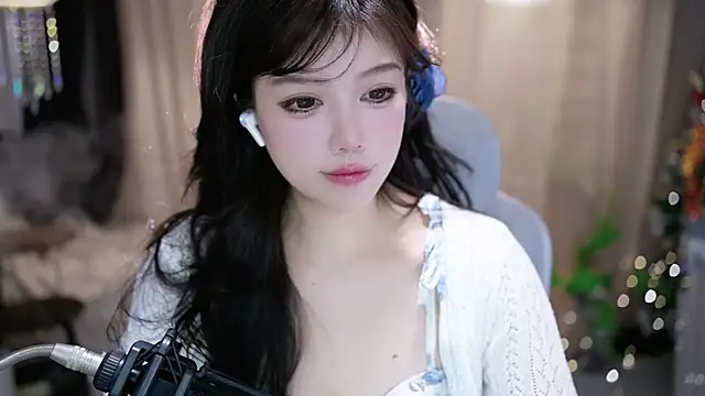 Cecily 即時 XXX 聊天