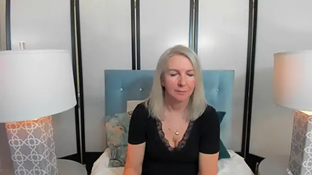 EricaTop's Webcam Show