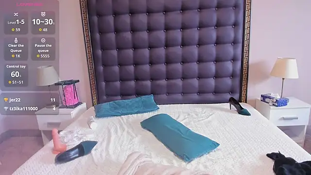 Chat XXX en directo de curly_muffin