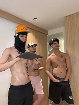 TheBatMansion webcam show