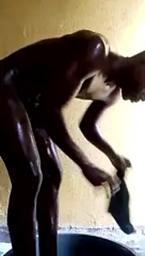 Chat +18 de HornyAss_Bitch ao vivo