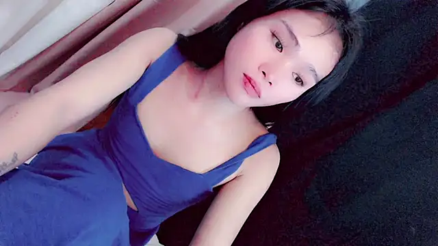 Онлайн чат XXX Amomentoflust99