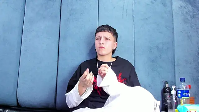 Megan_Thompson_: απευθείας συνομιλία ΧΧΧ