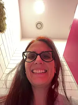 Chatroom XXX en direct de NataKitten