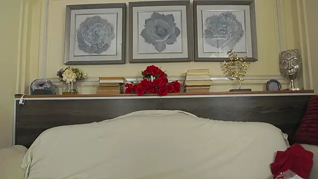 แชท XXX สดของ HellenDesire