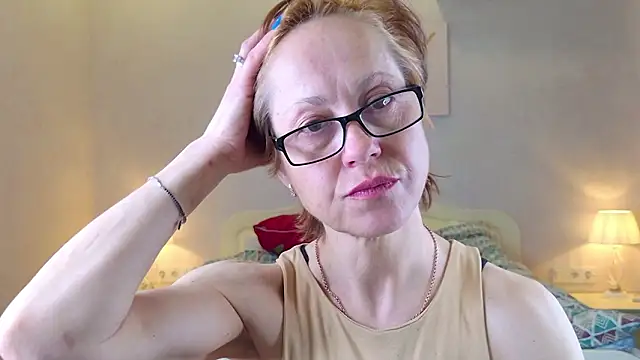 Chat XXX en directo de LioraWeiss