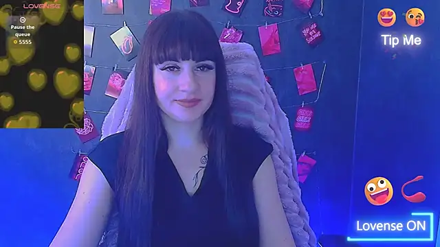 Violla_My 即時 XXX 聊天