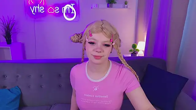 دردشة Waifu_Ketrin الجنسية المباشرة