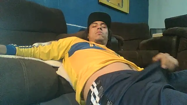 AlexAlejandro13 Live XXX Chat