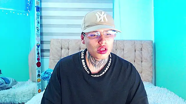 _justinmoon2 লাইভ XXX চ্যাট